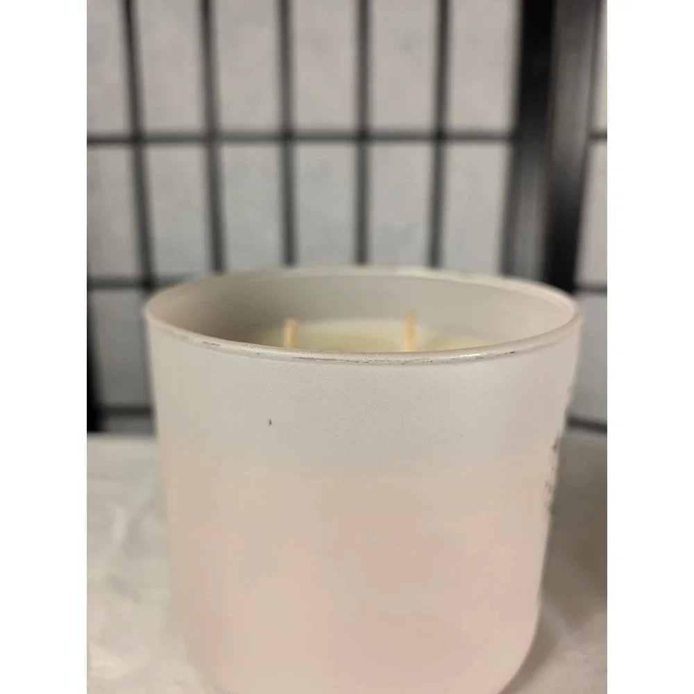 White Barn Tis The Season 3-Wick Candle 14.5oz Apple Cinnamon Cedarwood